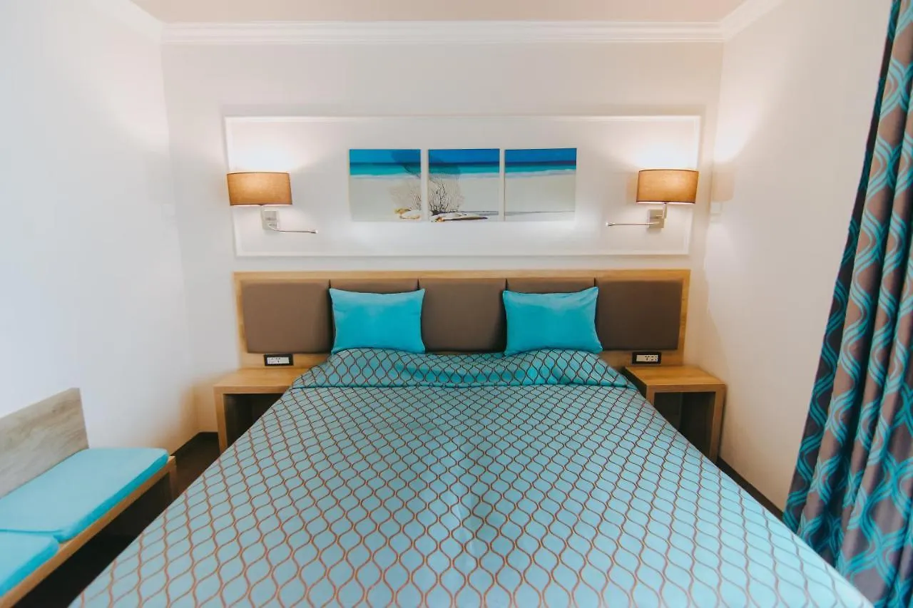 Tiara Beach Slăntjev Brjag Hotell