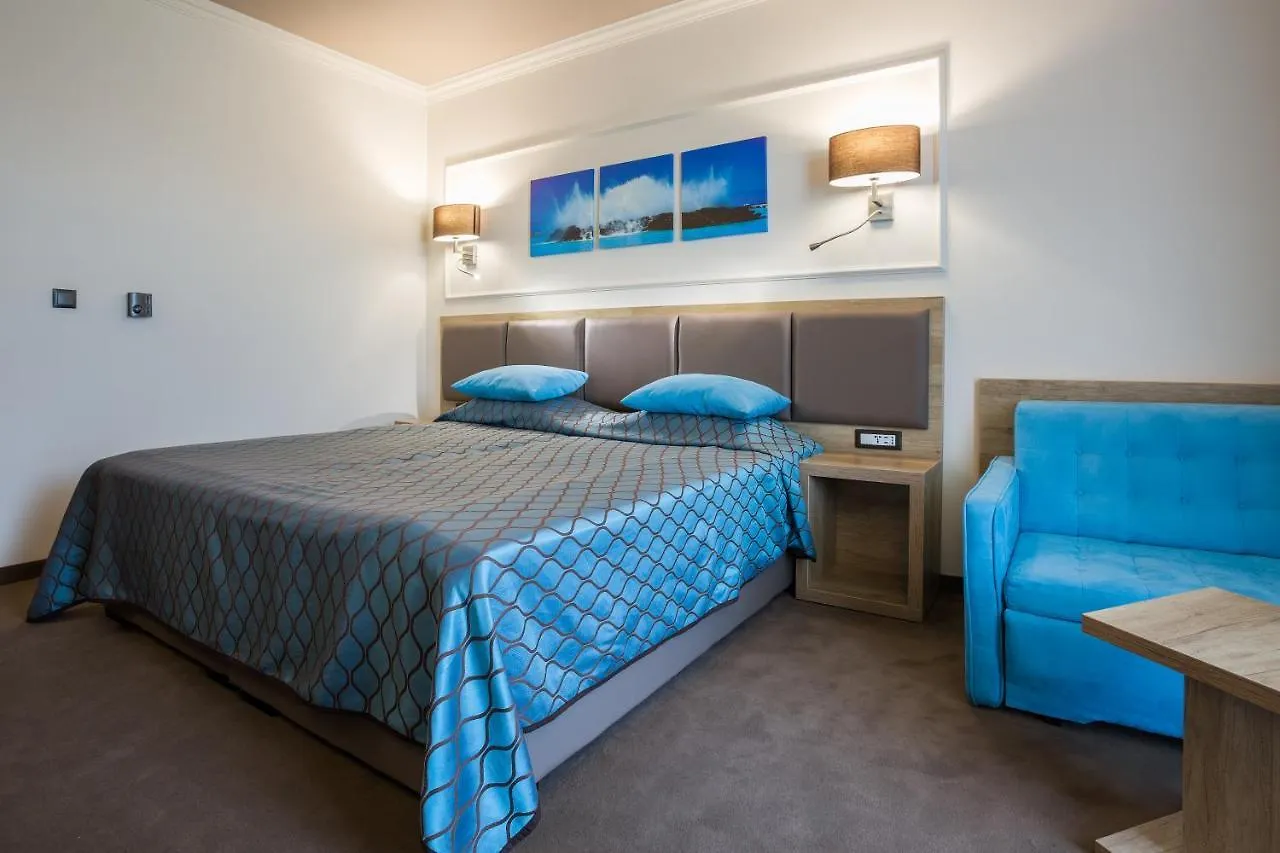 Tiara Beach ساني بيتش