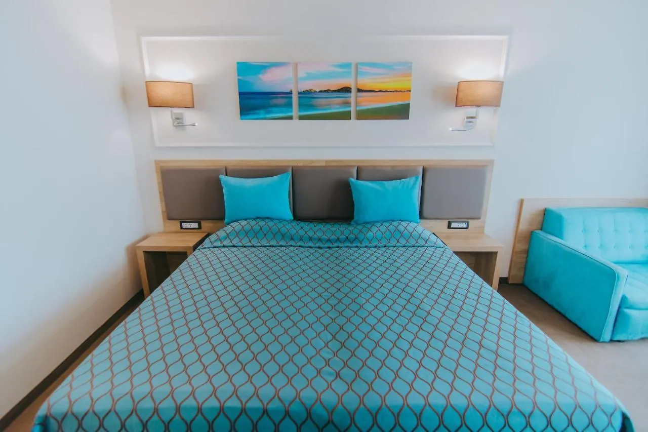Tiara Beach ساني بيتش فندق